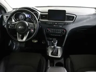 Kia  6