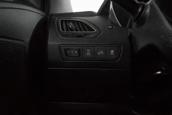 Hyundai  11