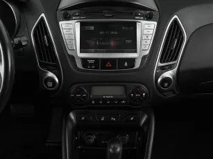 Hyundai  13