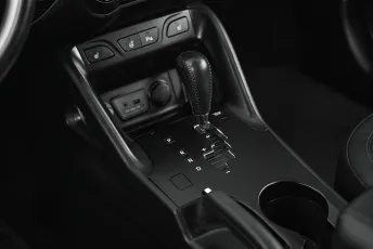 Hyundai  15