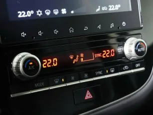 Mitsubishi  13