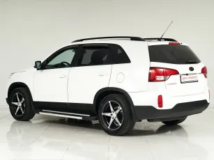 Kia  4