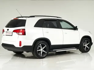 Kia  6