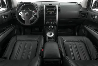 Nissan  8