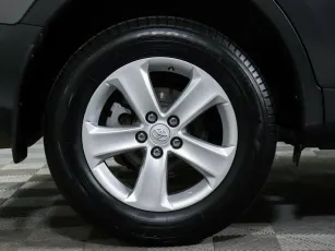 Toyota  5