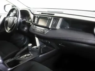 Toyota  6