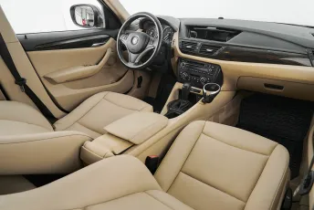 BMW  9
