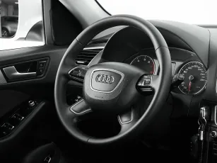Audi  10