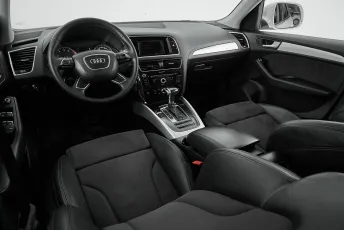 Audi  8