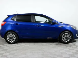 Kia  4