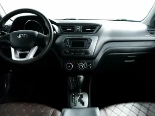 Kia  7