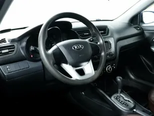 Kia  9
