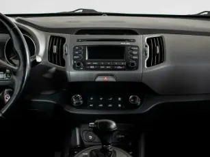 Kia  6