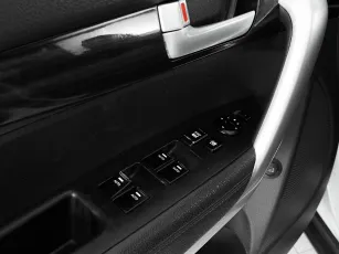 Kia  12