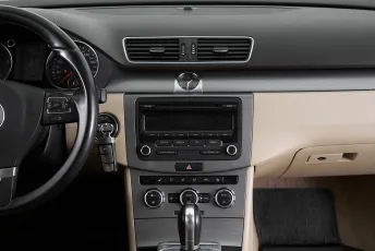 Volkswagen  12