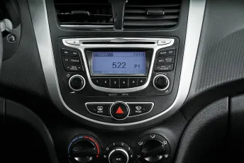 Hyundai  13
