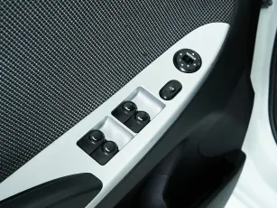 Hyundai  9