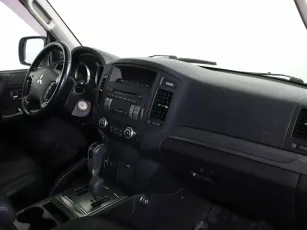 Mitsubishi  5