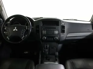 Mitsubishi  6