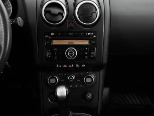 Nissan  13