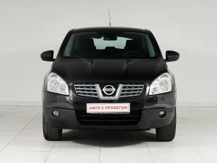 Nissan  2