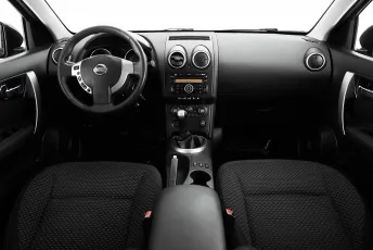 Nissan  8