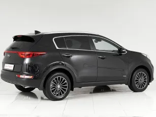 Kia  6