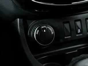 Nissan  11