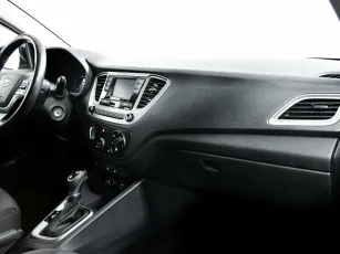 Hyundai  7