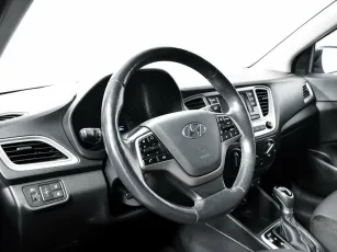 Hyundai  9