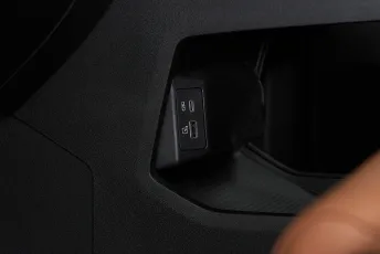 OMODA  19