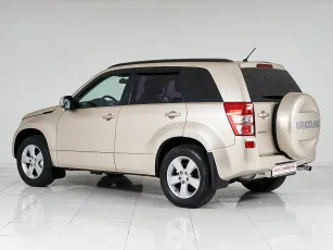 Suzuki  4