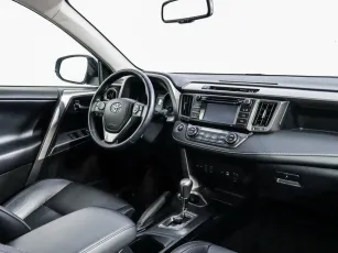 Toyota  5