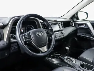 Toyota  7