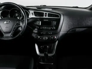 Kia  13