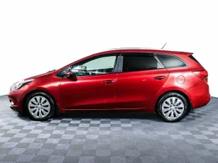 Kia  3