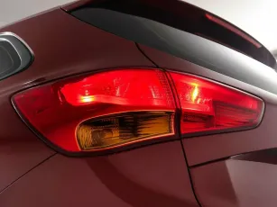 Kia  8