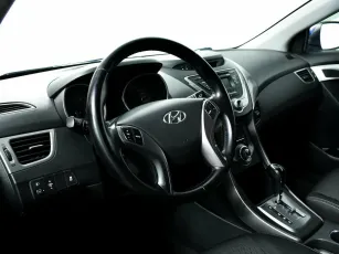 Hyundai  10