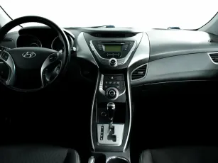 Hyundai  9