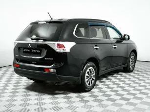 Mitsubishi  5