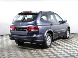 SsangYong  3