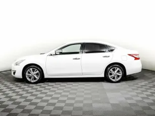 Nissan  3