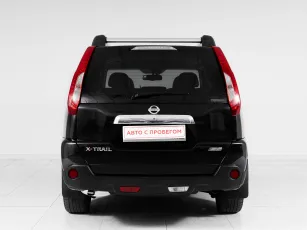 Nissan  5