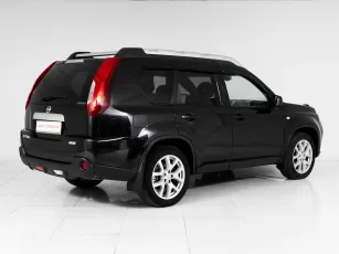 Nissan  6