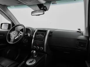 Nissan  7