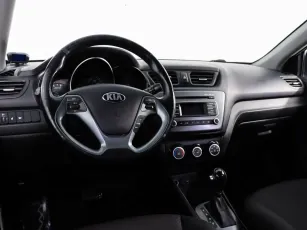 Kia  7