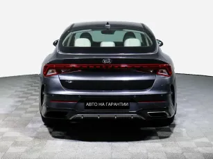 Kia  6