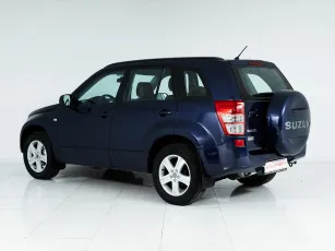 Suzuki  4