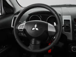 Mitsubishi  17