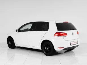 Volkswagen  4